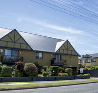 Coastal Bay Motel - Schoolies Week Accommodation