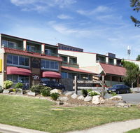 Alpine Gables - Schoolies Week Accommodation