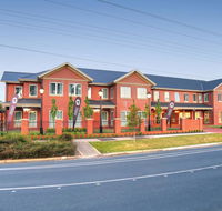 Bolton on the Park - Schoolies Week Accommodation