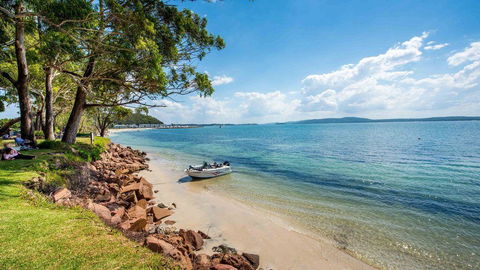 SUNSET@CORLETTE - Schoolies Week Accommodation 1