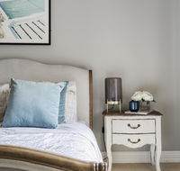 The Spa Cottage with HotTub Netflix  Stan - Schoolies Week Accommodation