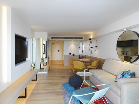 QT Bondi - Schoolies Week Accommodation 9