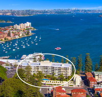 Grande Esplanade Studio - Schoolies Week Accommodation