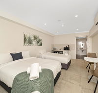 Carlton Suites - Schoolies Week Accommodation