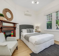 Large terrace in Sydneys lower North Shore - Schoolies Week Accommodation