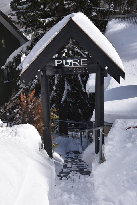 Pure Chalet Thredbo - Schoolies Week Accommodation 7