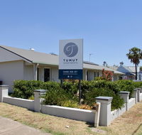 Tumut Apartments - Schoolies Week Accommodation