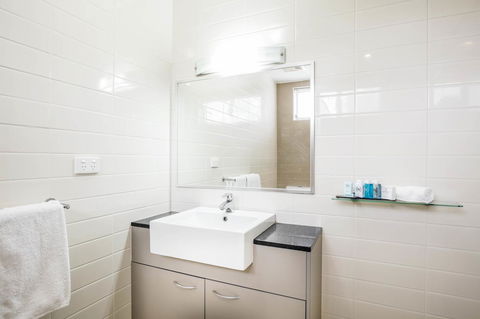 Novotel Darwin Airport - Schoolies Week Accommodation 16