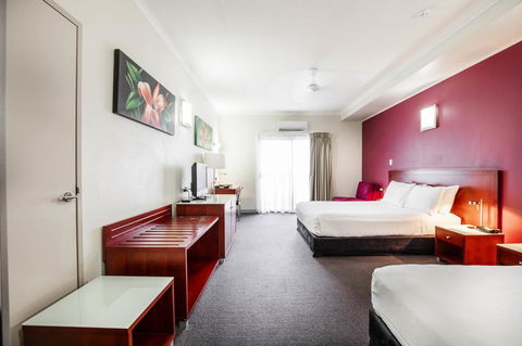 Novotel Darwin Airport - Schoolies Week Accommodation 23