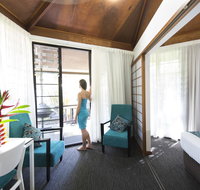 Palms City Resort - Schoolies Week Accommodation