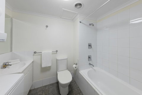 Nesuto The Entrance - Schoolies Week Accommodation 9