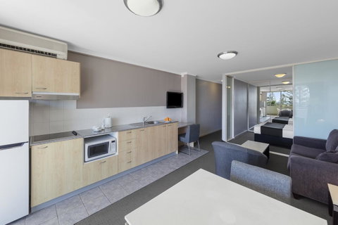 Nesuto The Entrance - Schoolies Week Accommodation 22