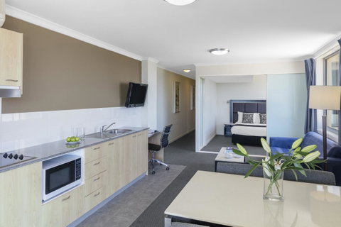 Nesuto The Entrance - Schoolies Week Accommodation 5