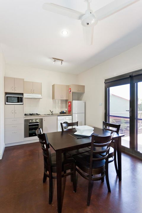 Alice On Todd Apartments - Schoolies Week Accommodation 19