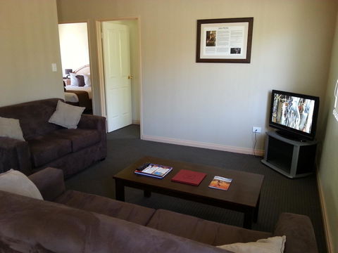 Alice On Todd Apartments - Schoolies Week Accommodation 13