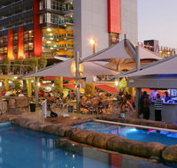Melaleuca on Mitchell - Darwin YHA - Schoolies Week Accommodation