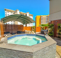 Chillis Backpackers - Schoolies Week Accommodation