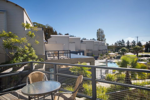Corrigans Cove - Schoolies Week Accommodation 3