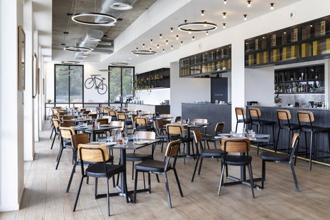 Mantra MacArthur Hotel - Schoolies Week Accommodation 4