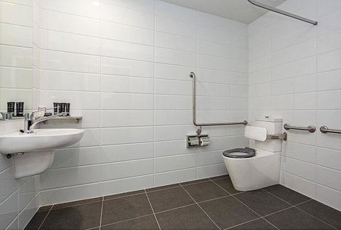 Mantra MacArthur Hotel - Schoolies Week Accommodation 31
