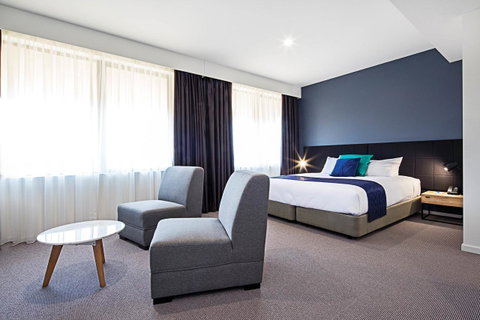 Mantra MacArthur Hotel - Schoolies Week Accommodation 15