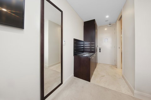 Canberra Rex Hotel - Schoolies Week Accommodation 41