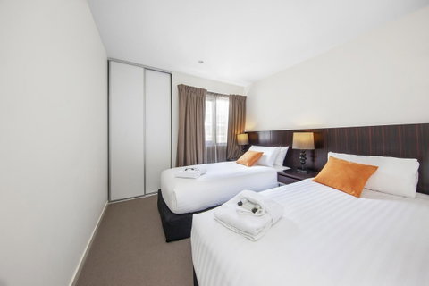 Canberra Rex Hotel - Schoolies Week Accommodation 15