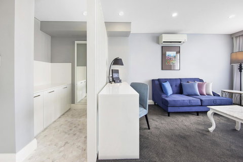 Canberra Rex Hotel - Schoolies Week Accommodation 40
