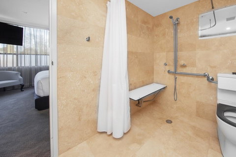 Canberra Rex Hotel - Schoolies Week Accommodation 16
