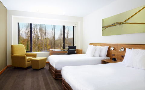 Crowne Plaza Canberra, An IHG Hotel - Schoolies Week Accommodation 33