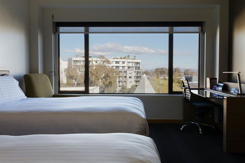 Crowne Plaza Canberra, An IHG Hotel - Schoolies Week Accommodation 18