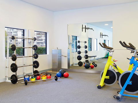 Crowne Plaza Canberra, An IHG Hotel - Schoolies Week Accommodation 5