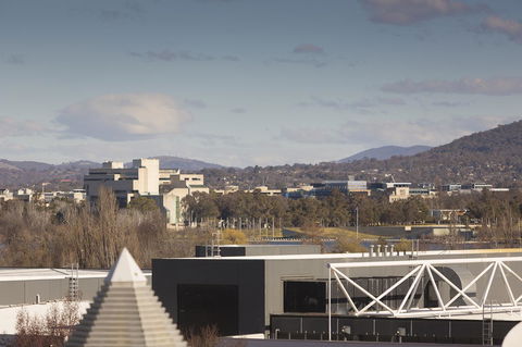 Crowne Plaza Canberra, An IHG Hotel - Schoolies Week Accommodation 17