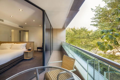 Crowne Plaza Canberra, An IHG Hotel - Schoolies Week Accommodation 36