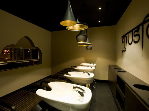 Hotel Realm - Schoolies Week Accommodation 37