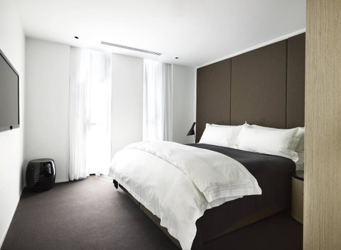 Burbury Hotel - Schoolies Week Accommodation 23