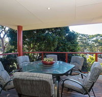 Bonito At Bagnalls Beach' 1/6 Bonito Street - pet friendly air conditioning - Schoolies Week Accommodation