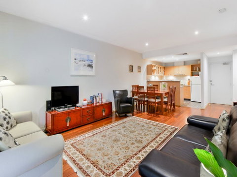 Boutique Stays - River Boulevard, Richmond Apartment - Schoolies Week Accommodation 3
