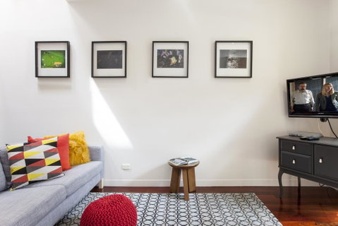 Boutique Stays - Somerset Terrace, Townhouse In Richmond - Schoolies Week Accommodation 3