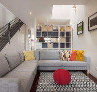 Boutique Stays - Somerset Terrace Townhouse in Richmond - Schoolies Week Accommodation