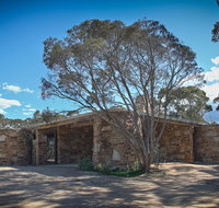 BOYD BAKER HOUSE - Schoolies Week Accommodation