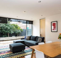 Bradman Modern Style a Walk to MCG Swan St CBD - Schoolies Week Accommodation
