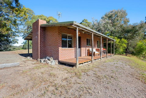 Braeside Cabin Four - Ziera - Schoolies Week Accommodation 0