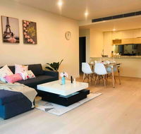 Brand new 2bedroom apt in the Upper north shore - Schoolies Week Accommodation