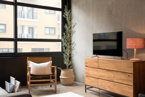 BRAND NEW BOUTIQUE WAREHOUSE 2BR APT KING BEDS KINGSTON In CANBERRA - Schoolies Week Accommodation 0