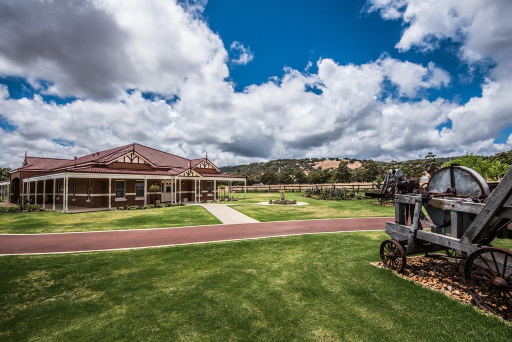  Schoolies Week Accommodation