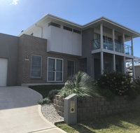 Broughton Views - Schoolies Week Accommodation