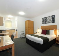 Browns Plains Motor Inn - Schoolies Week Accommodation