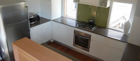 Buffalo - Schoolies Week Accommodation 2