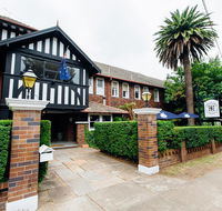 Bundanoon Hotel - Schoolies Week Accommodation